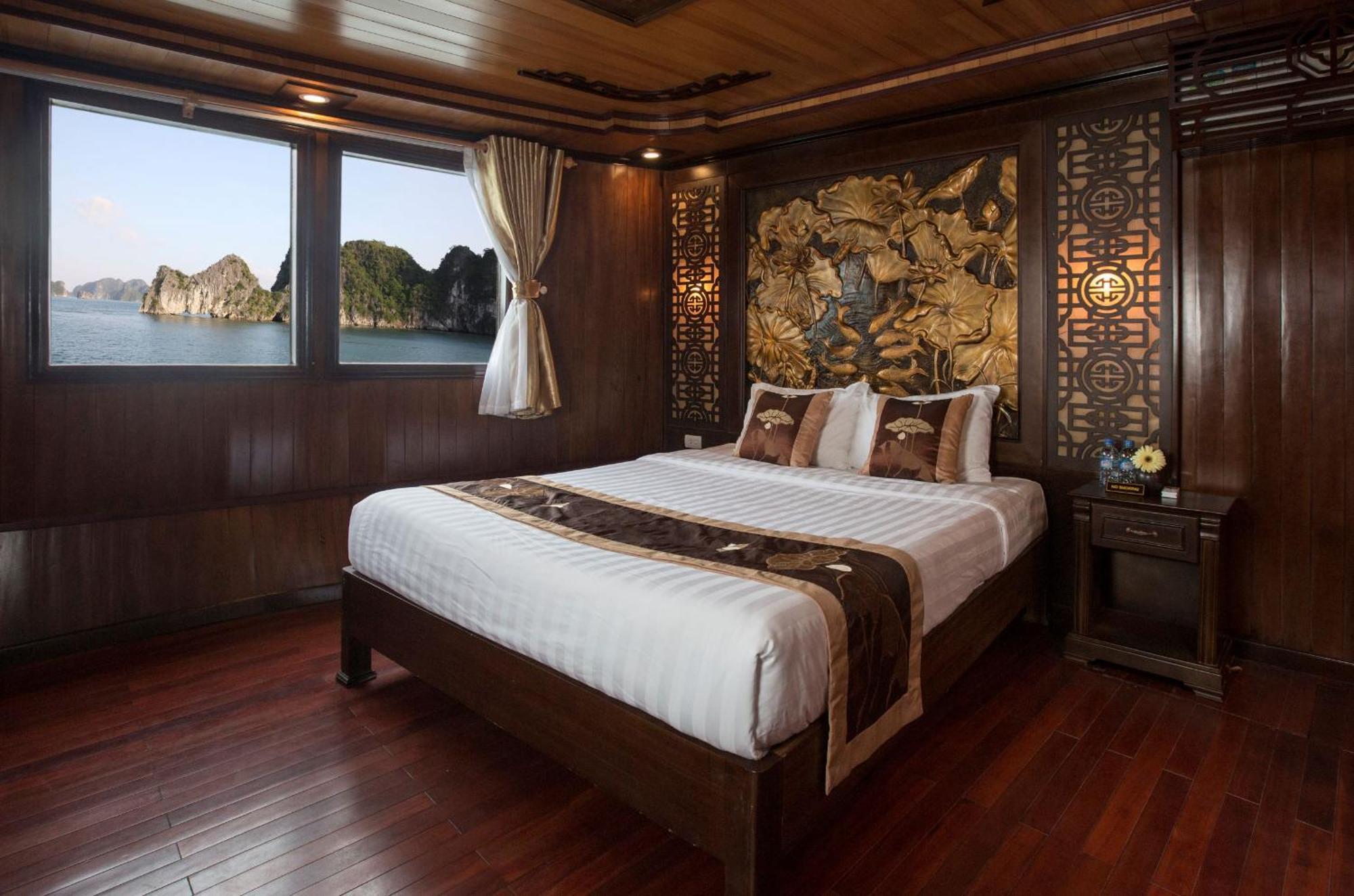 Renea Cruises Halong Hotel Ha Long Exterior photo